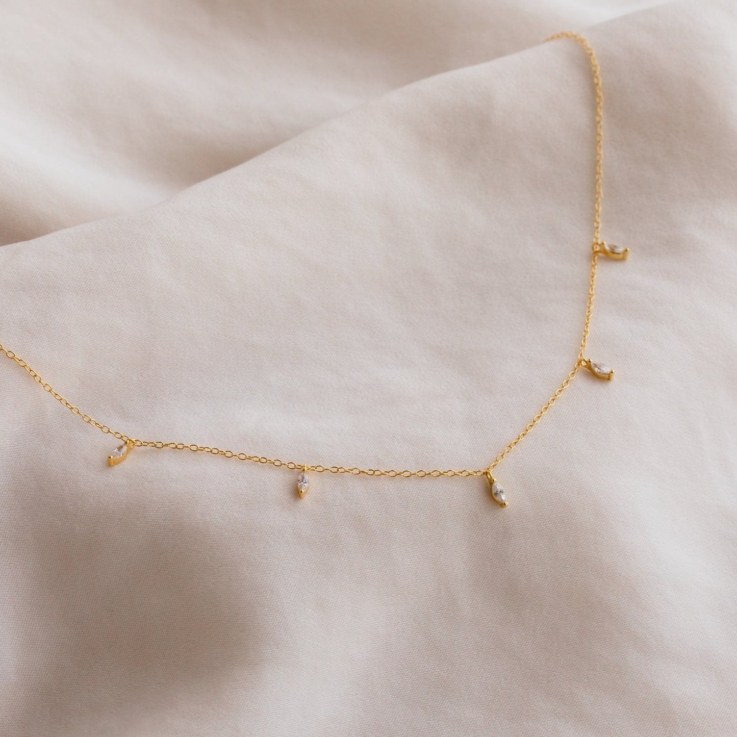 Collar de estación Marquesa