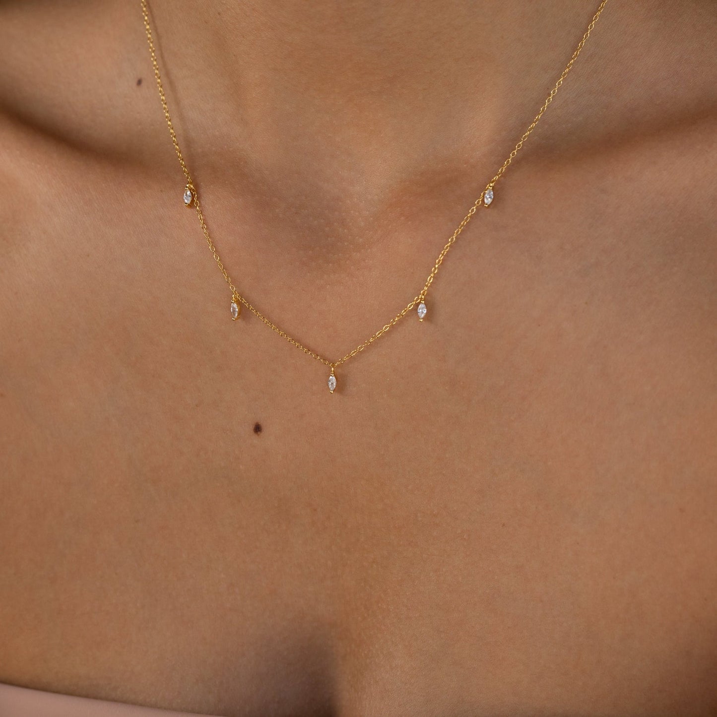 Collar de estación Marquesa