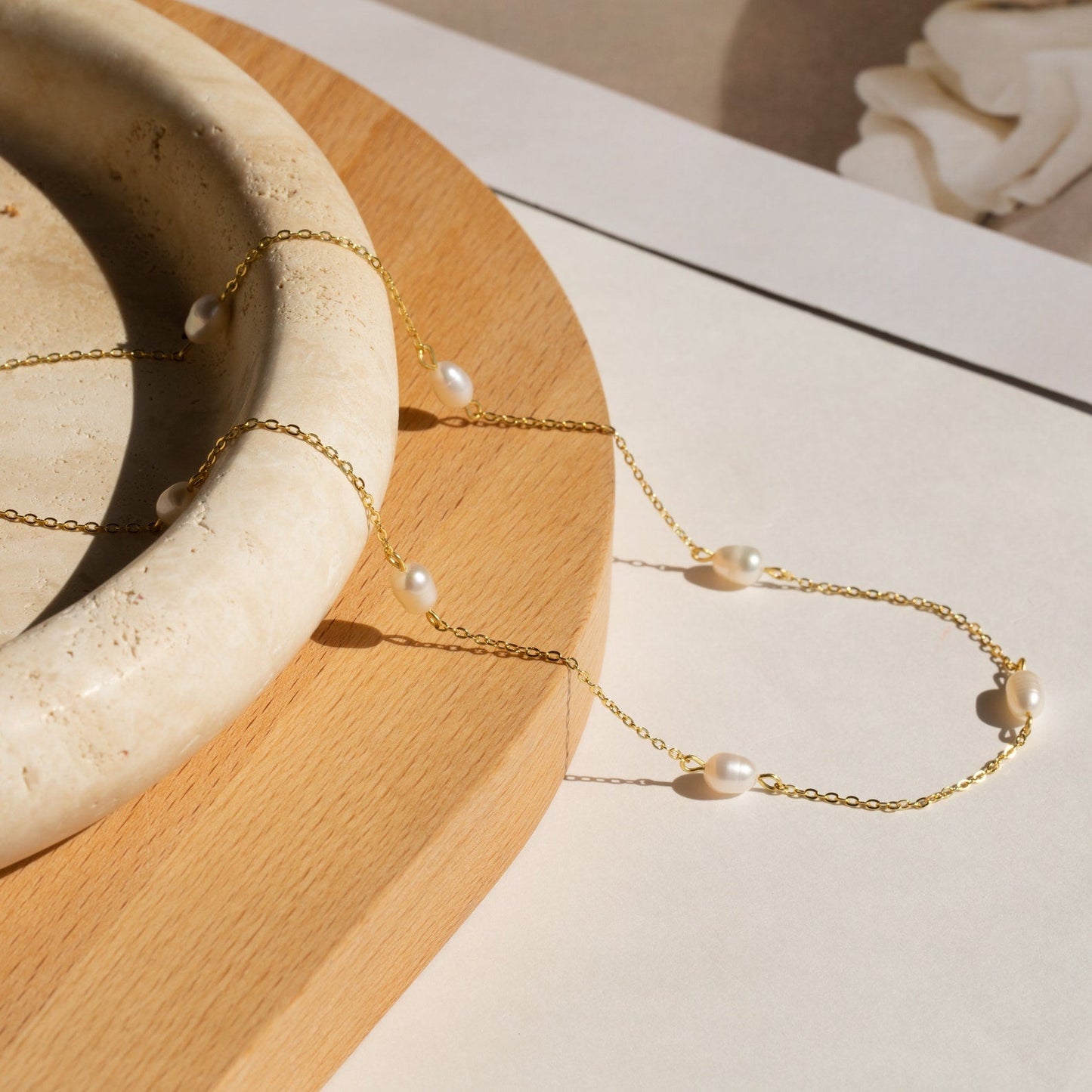 Collar de la estación de Anna Pearl