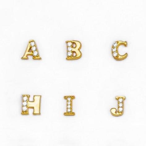 Tachuelas iniciales pavé
