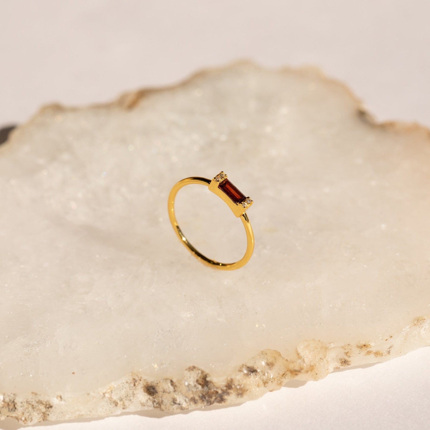 Empire Granat Ring