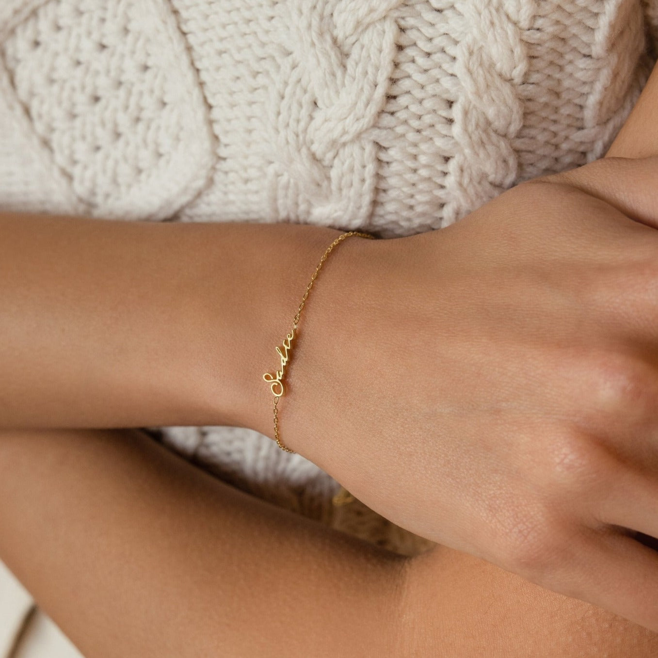 Pulsera con nombre pequeño de Venecia