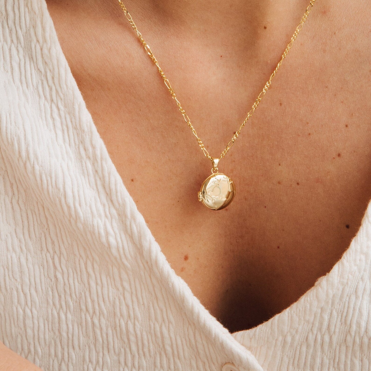 Collares con medallón de amor infinito