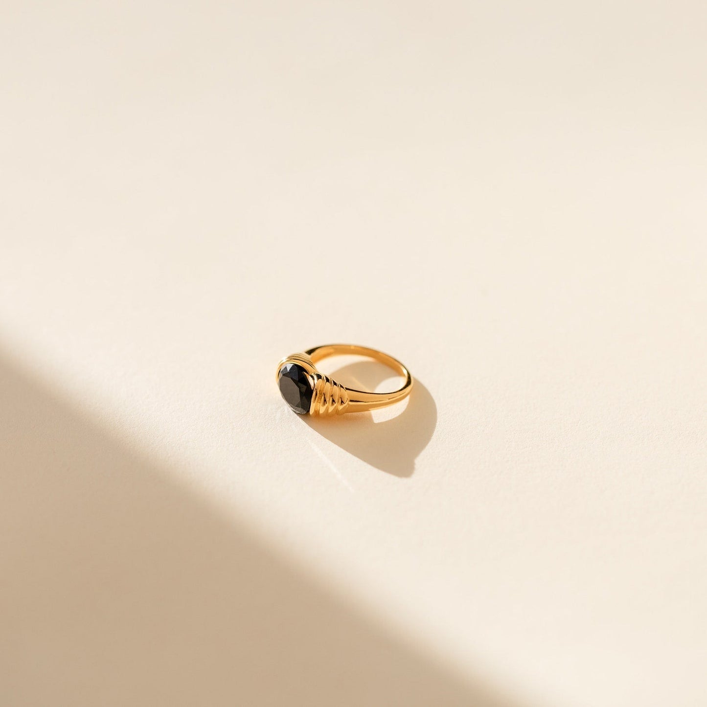 Dusk Signet Ring
