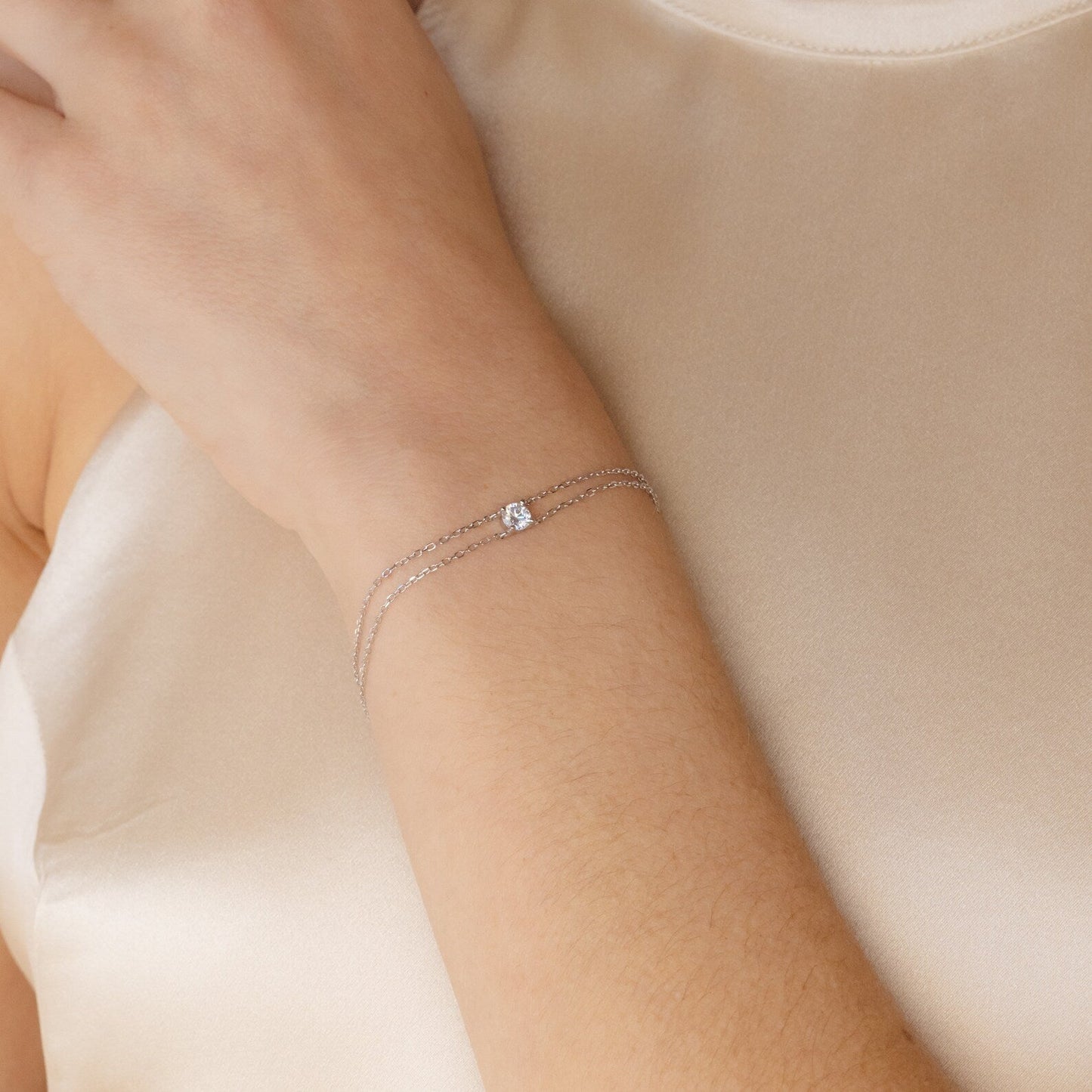 Pulsera de diamantes con cadena doble