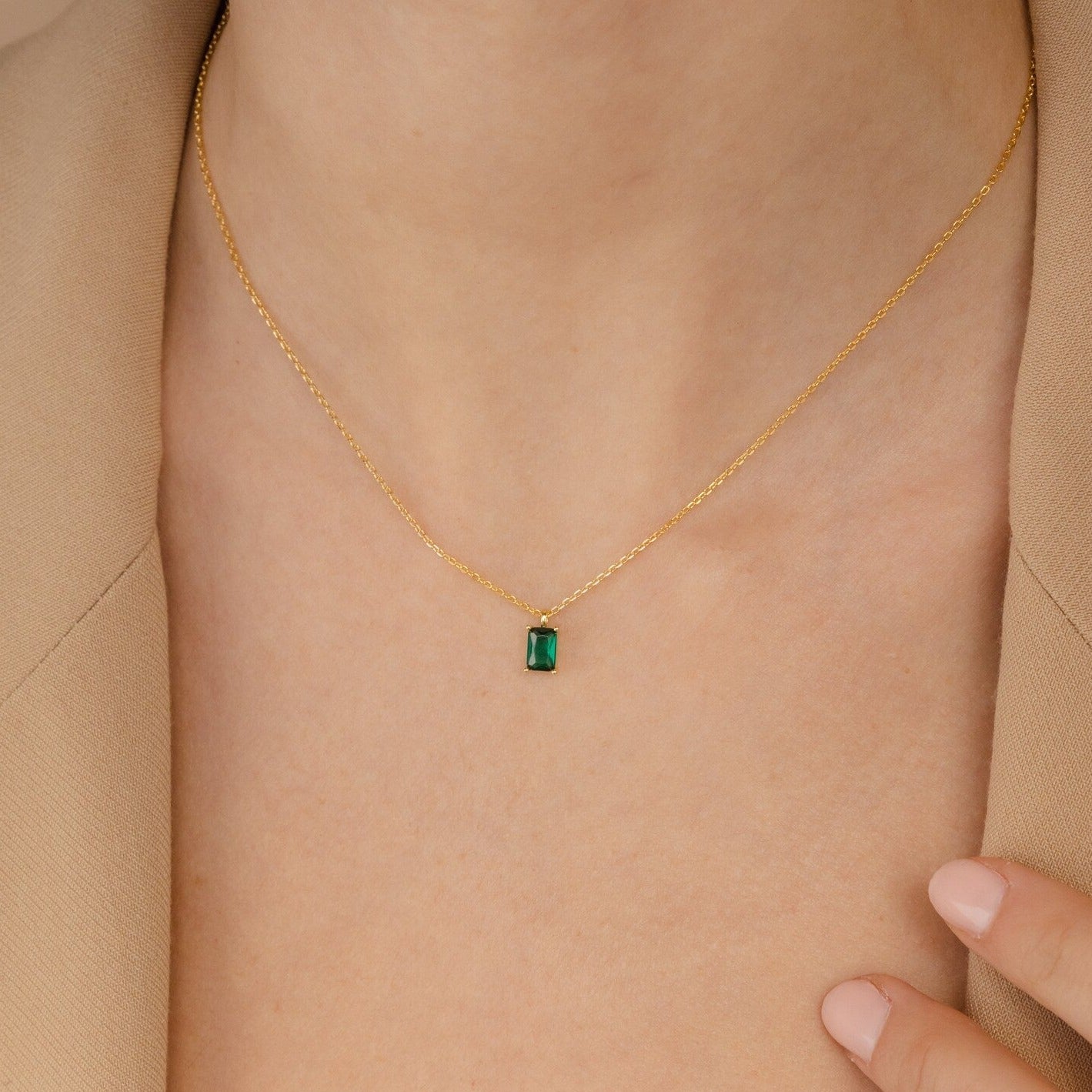 Collar de esmeraldas Maia