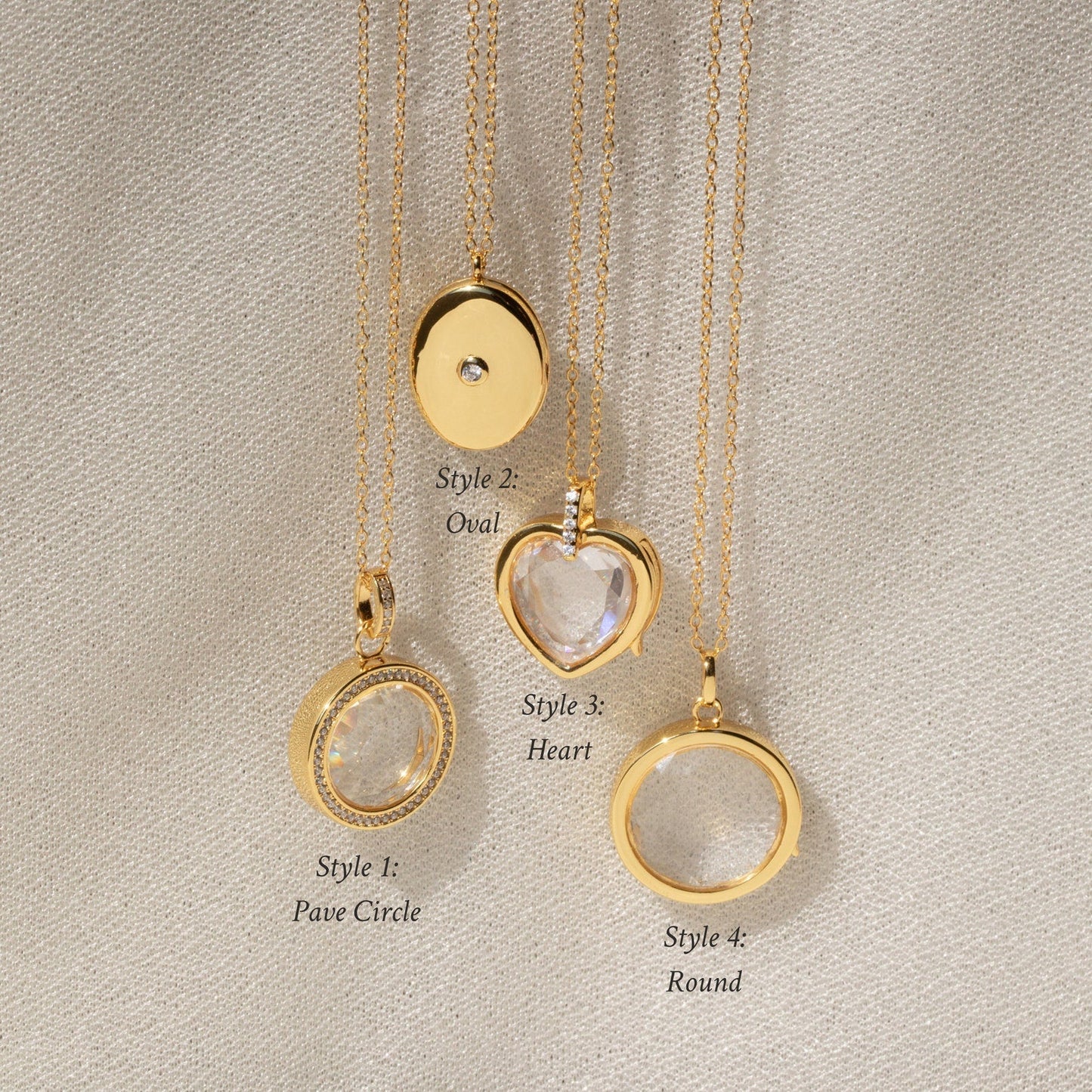 Collares con medallón de cristal