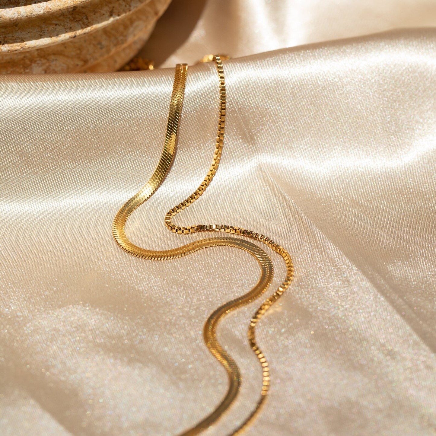 Collar de cadena doble de espiga