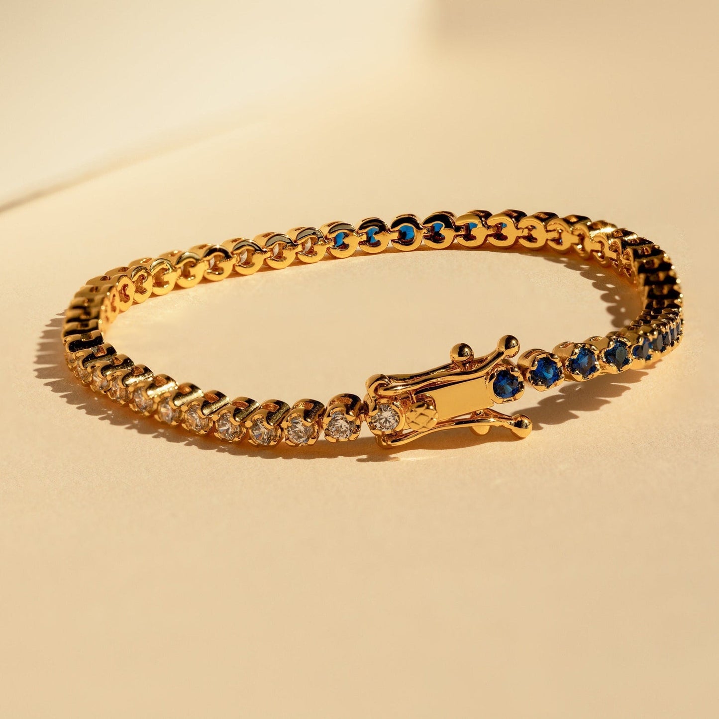 Pulsera de tenis de diamantes azules