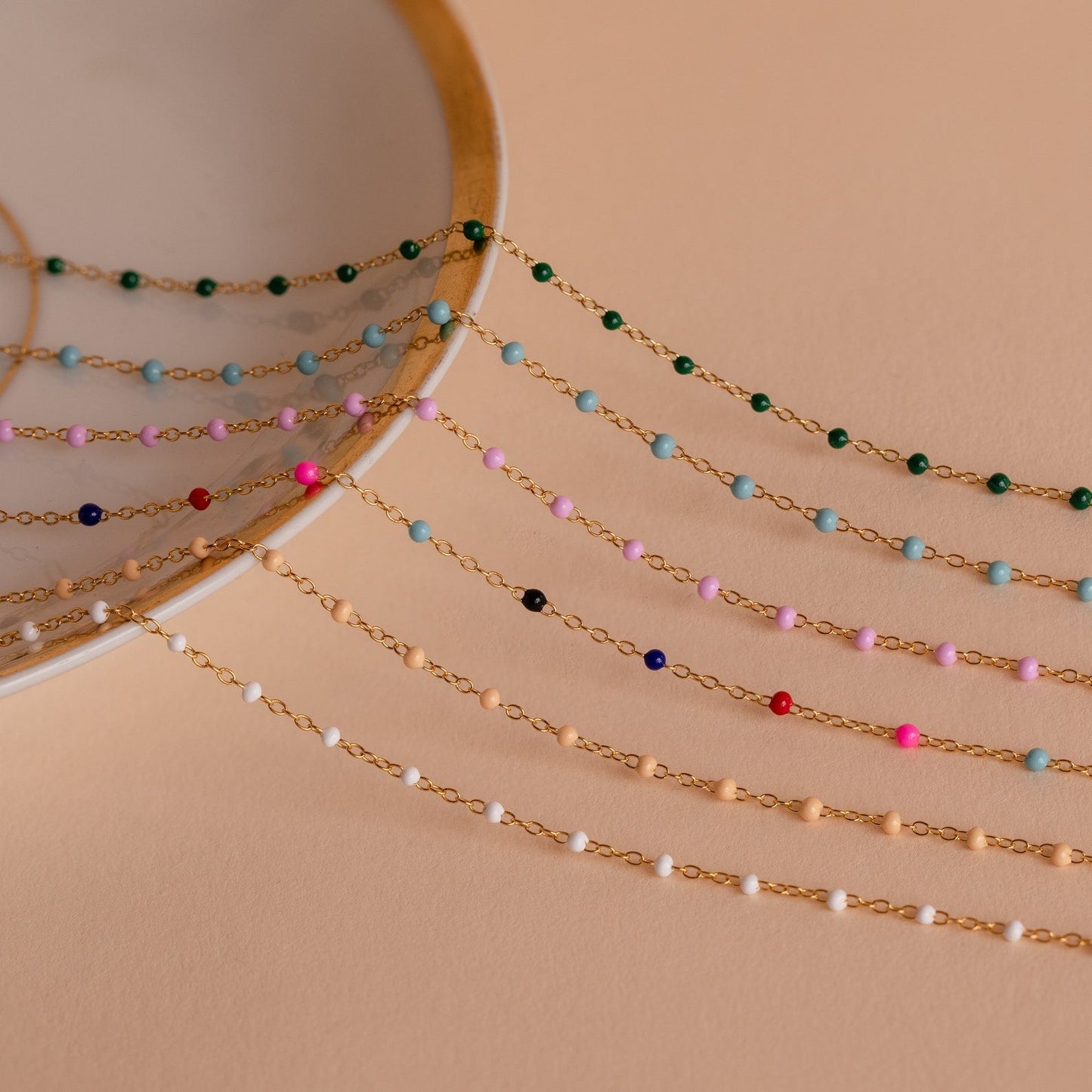 Collares de cuentas de estación