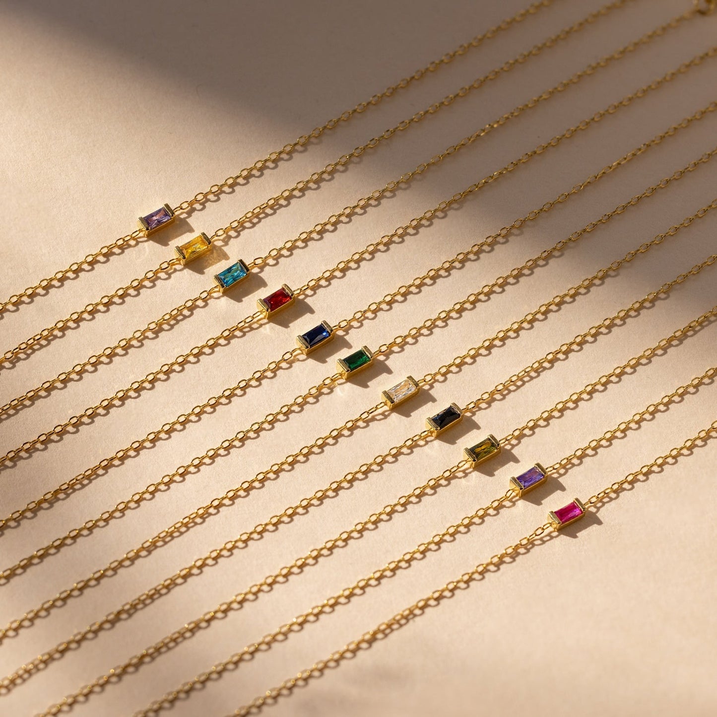 Pulsera con piedra de nacimiento de baguette