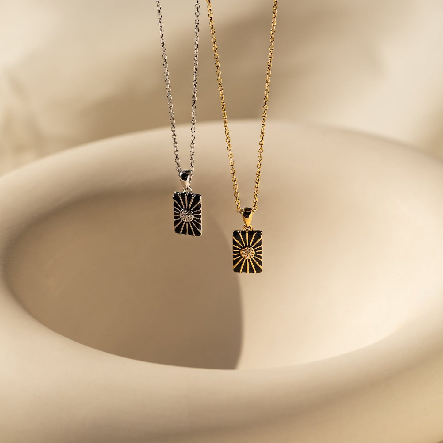 Conjunto de collar con colgante celestial