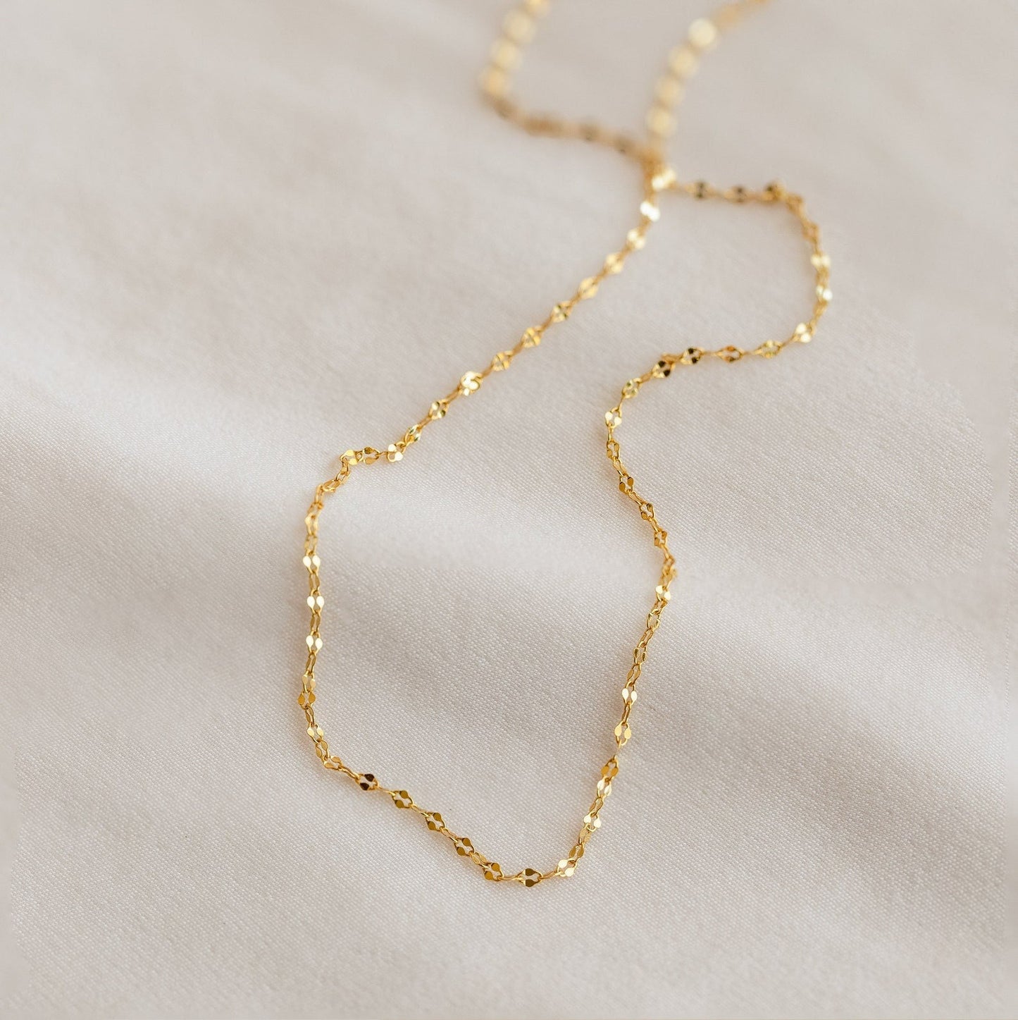 Delicado conjunto de collar de diamantes