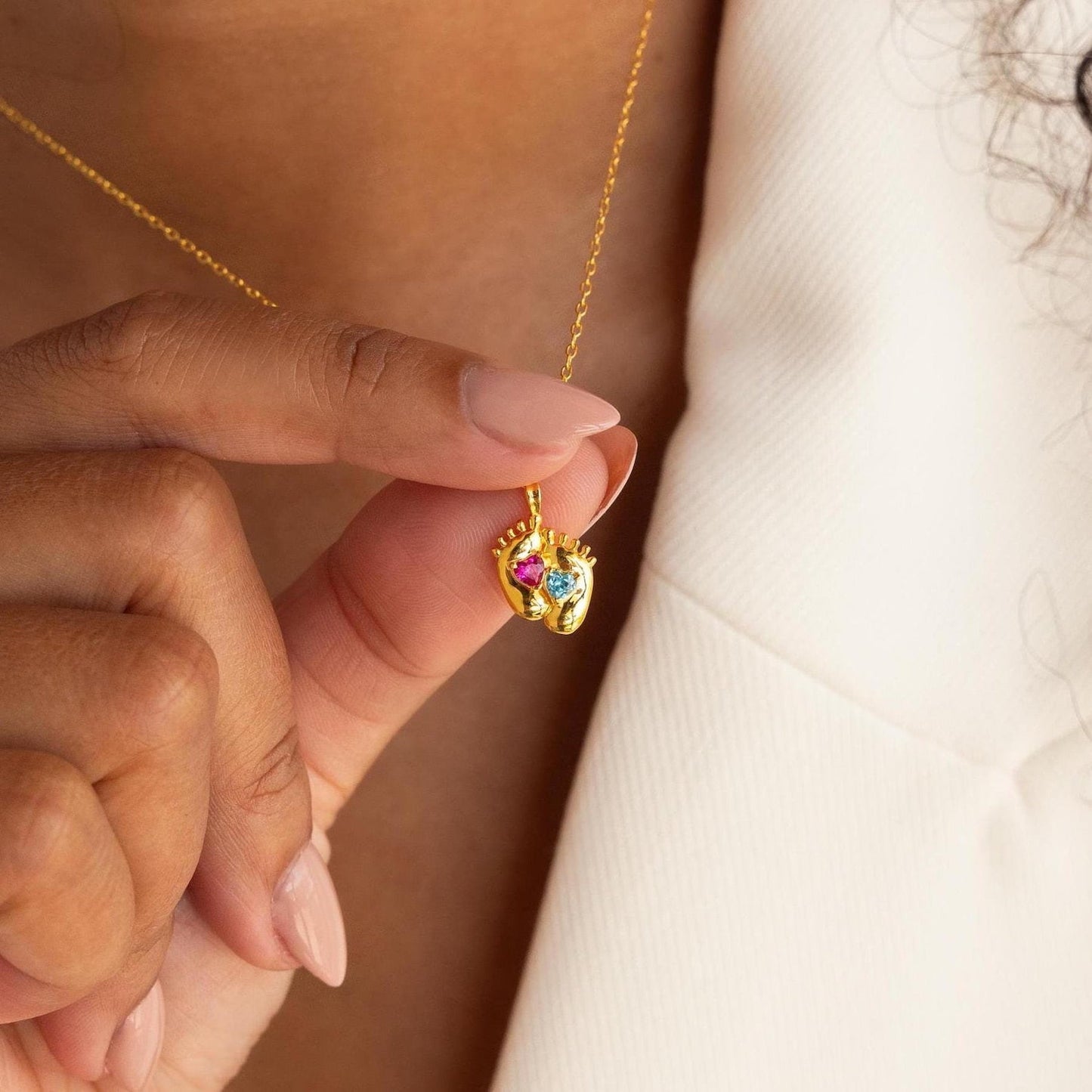 Collar con piedra de nacimiento y huella
