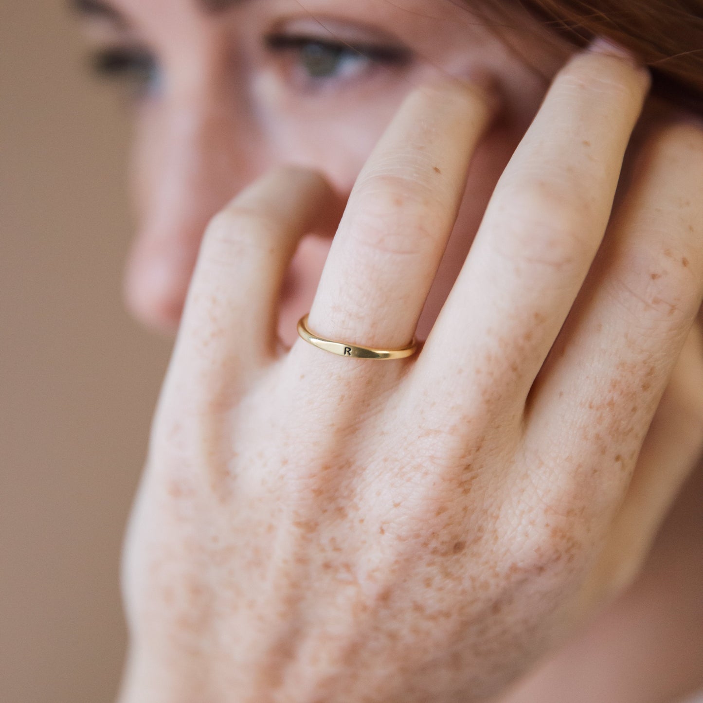 Anillo inicial delgado