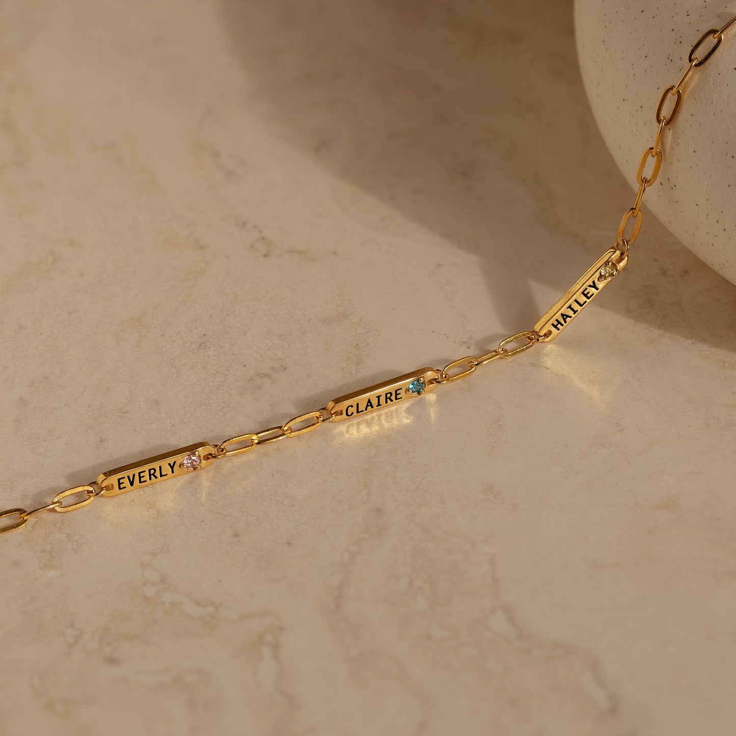Mini pulsera con nombre y piedra de nacimiento