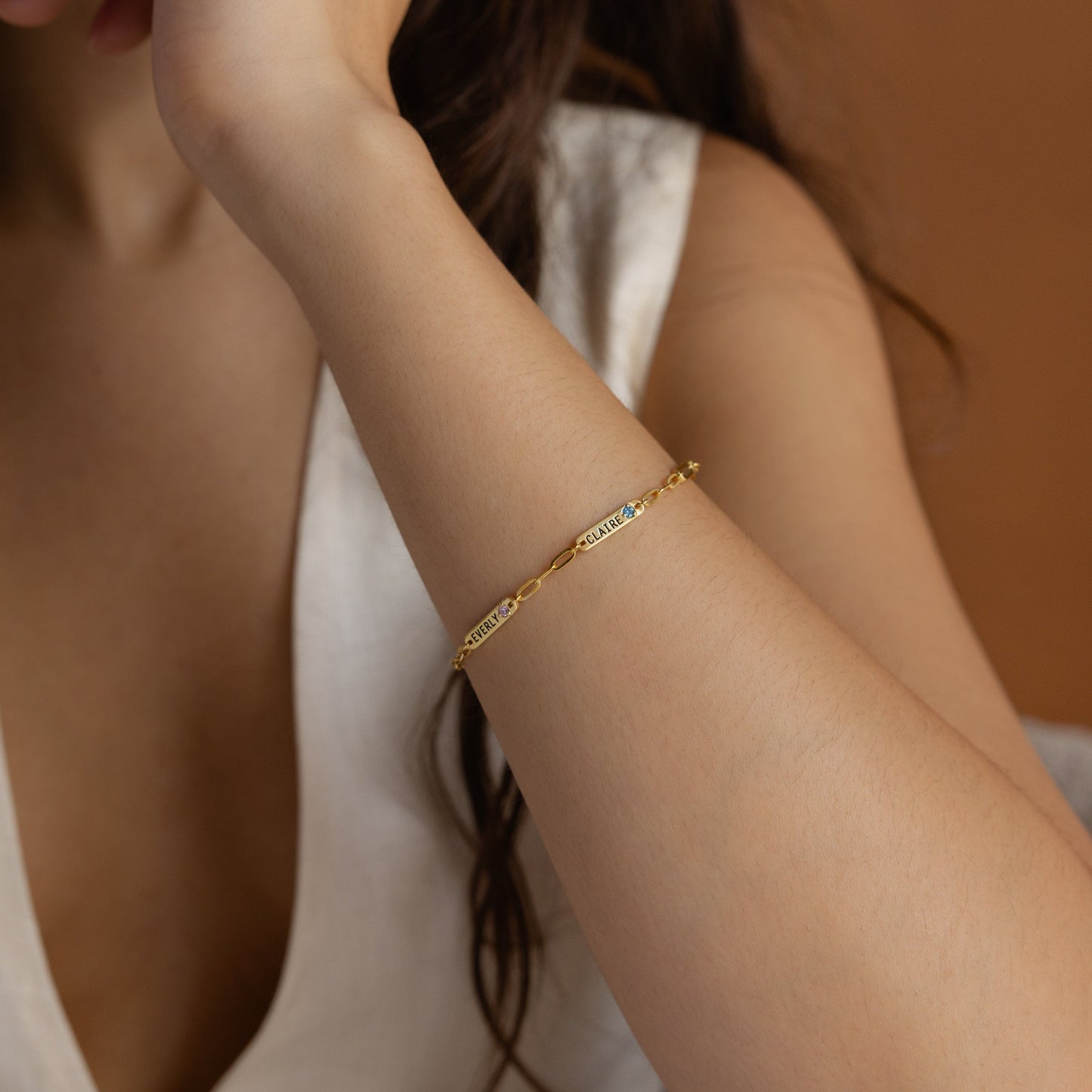 Mini pulsera con nombre y piedra de nacimiento