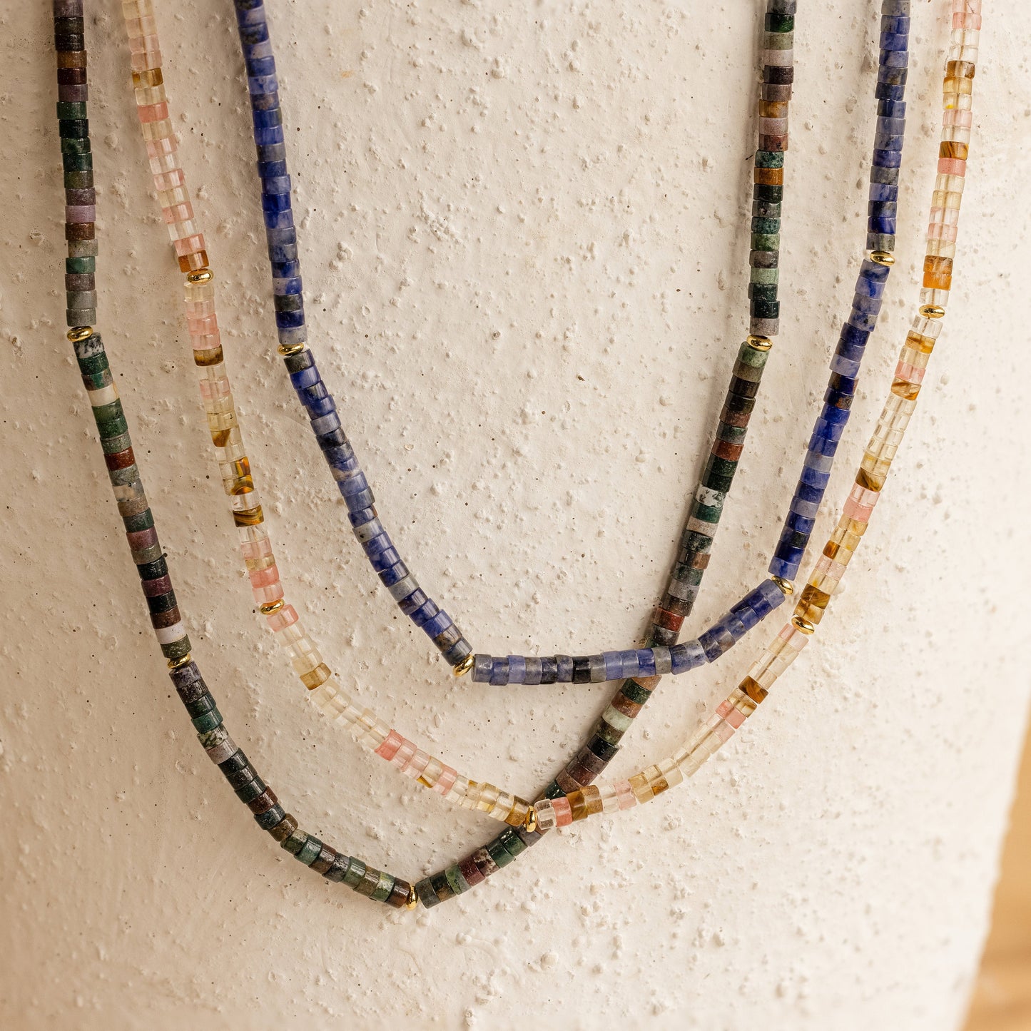 Collar de cuentas de tanzanita