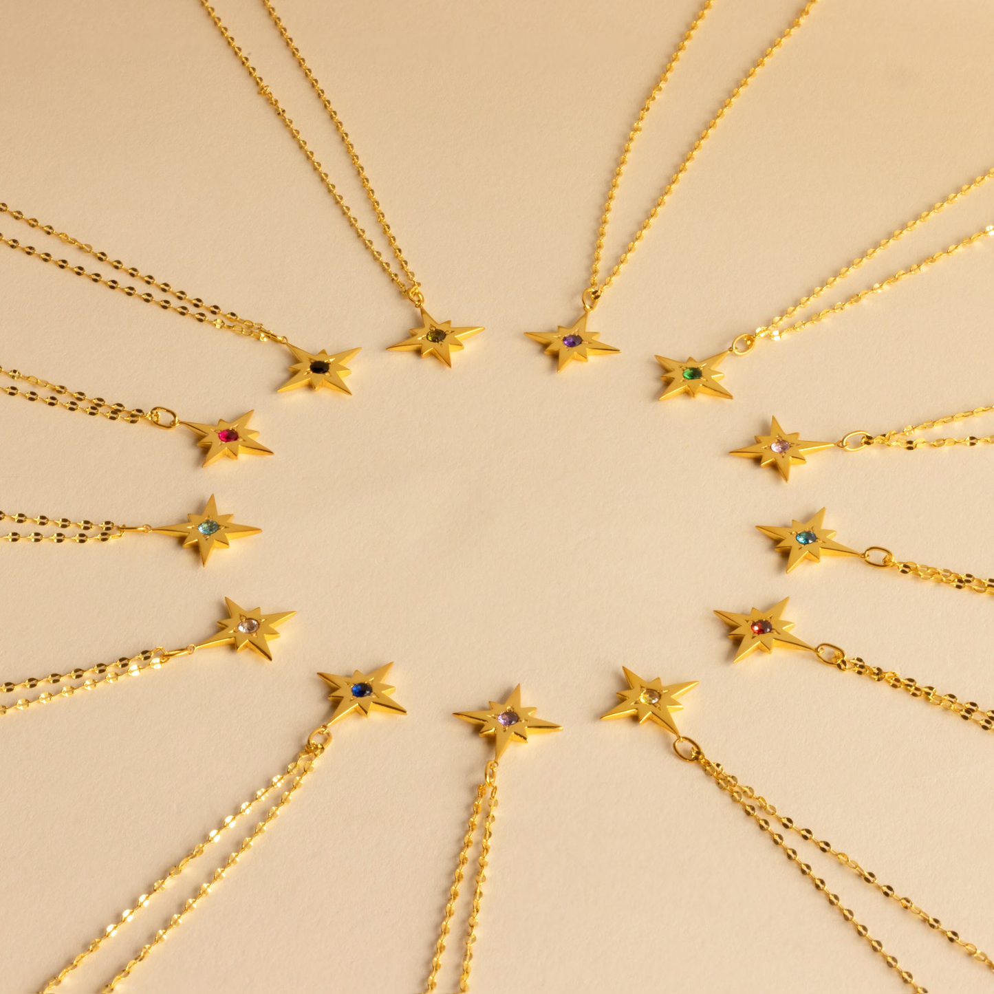 Collar con piedra de nacimiento de estrella
