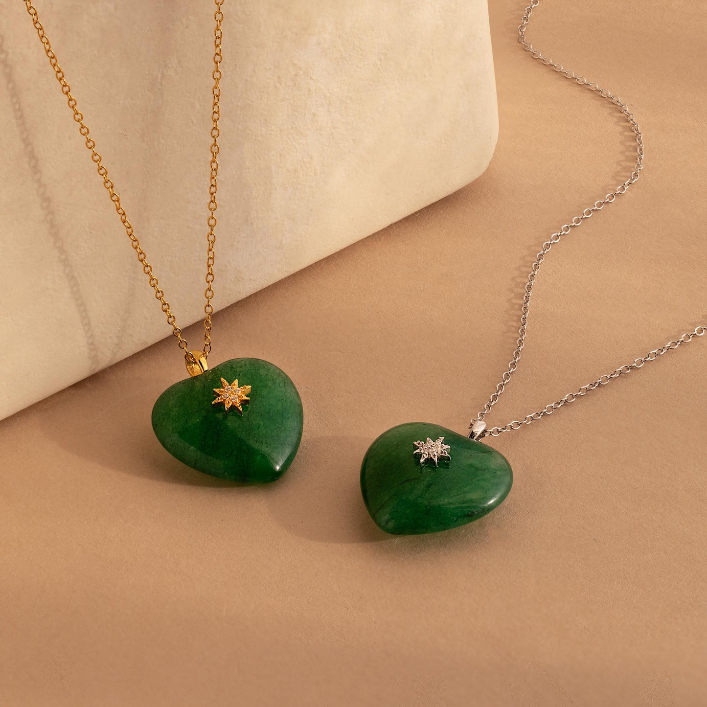 Collar de corazón de jade de la Estrella del Norte