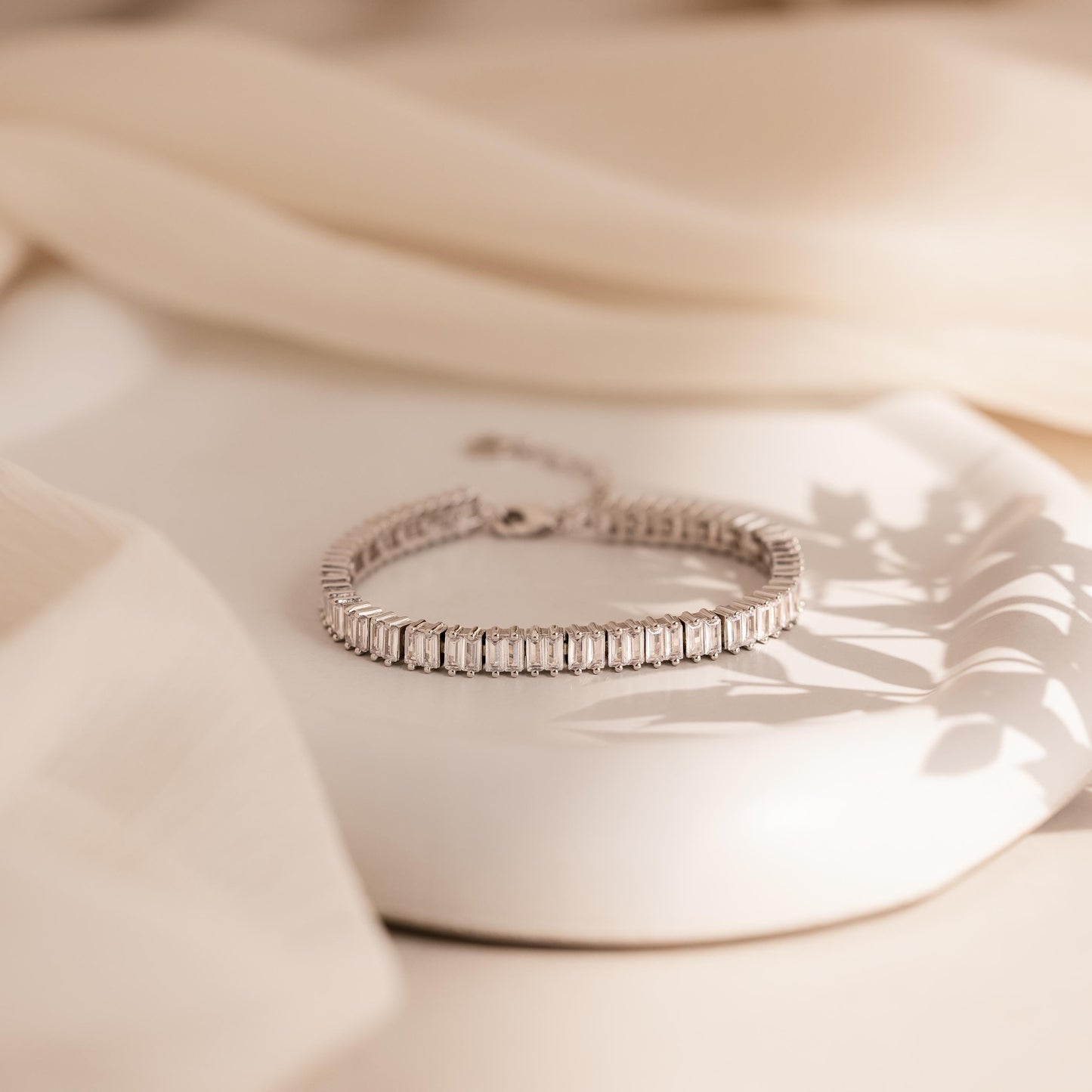 Pulsera de tenis con baguette vertical