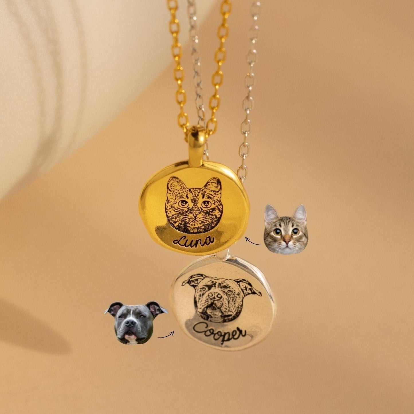 Collar con moneda y retrato de mascota