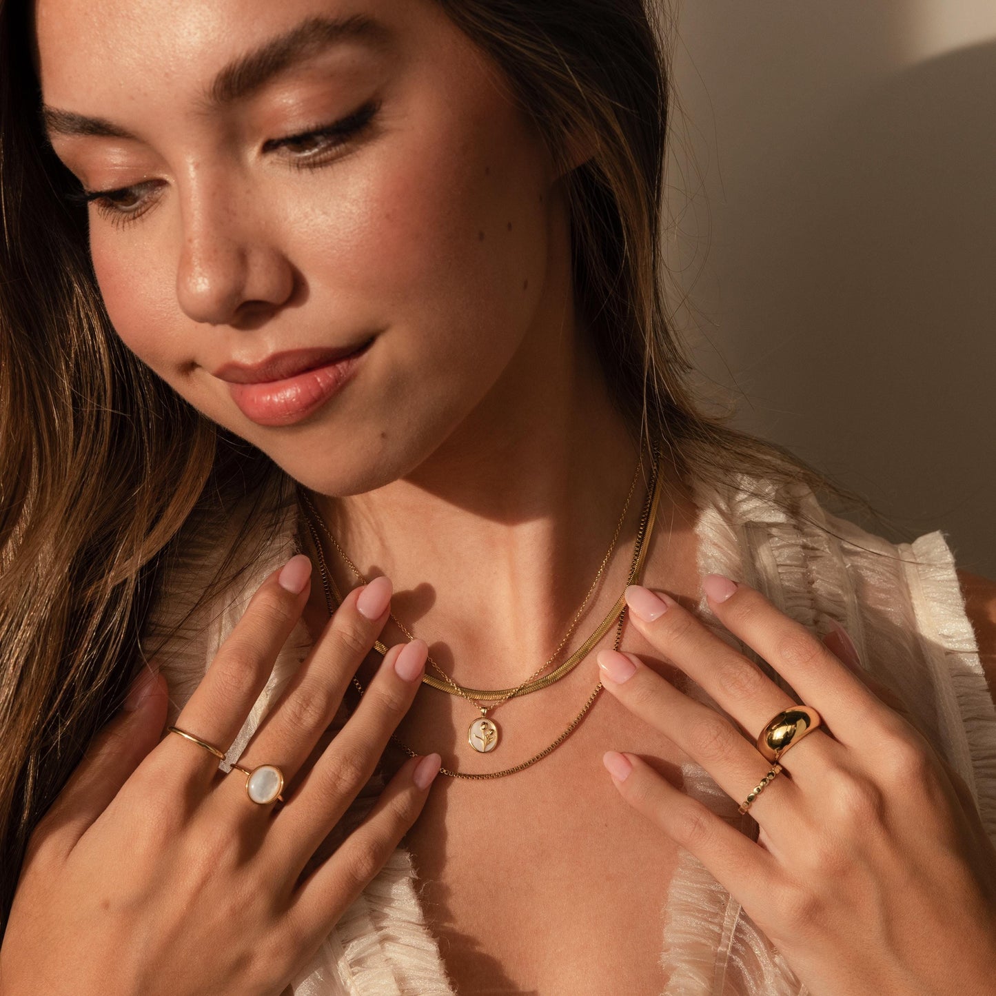 Collar de tulipanes y perlas