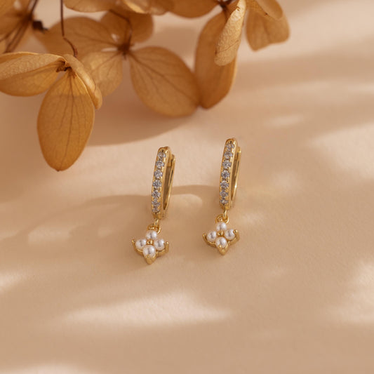 Perlen-Efeu-Blumen-Huggies