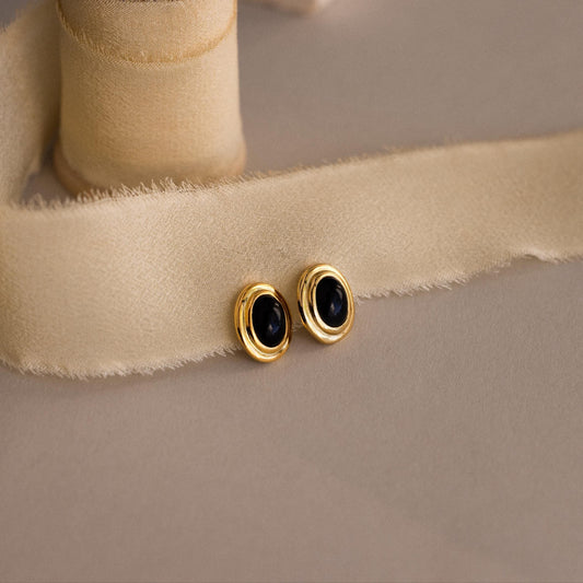 Tachuelas negras ovaladas vintage