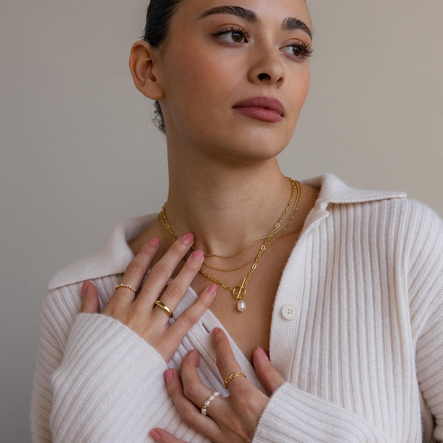 Paperclip Pearl Toggle Necklace
