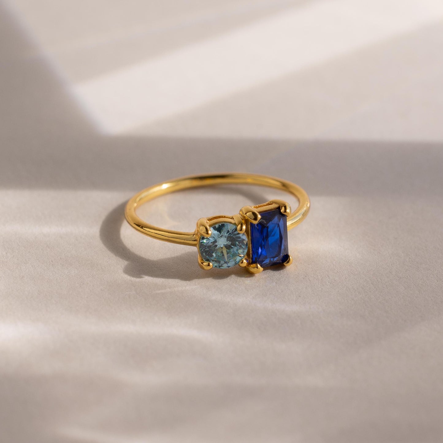 Toi et Moi Emerald Birthstone Ring