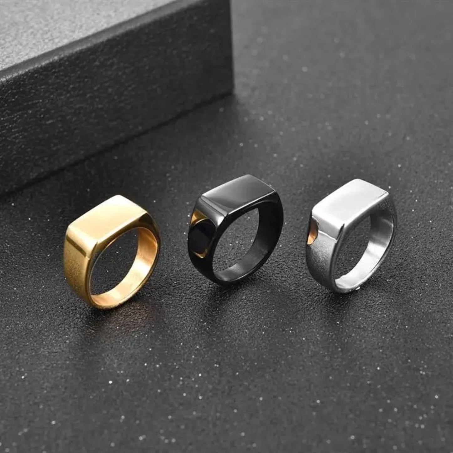 Men's Rectangular Signet Ring