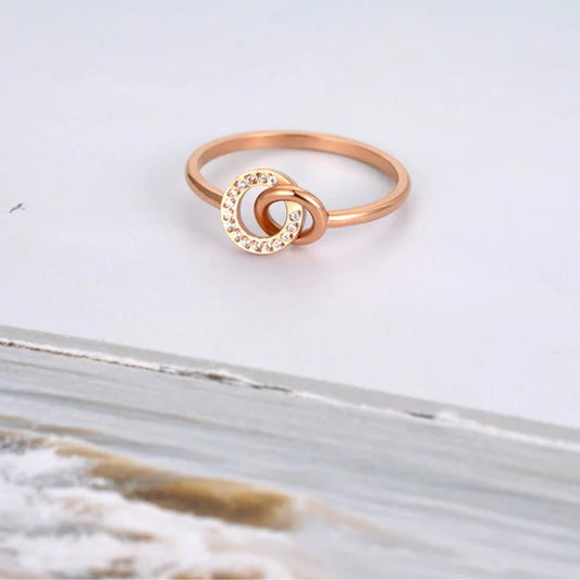 Mother & Daughter Interlink Bond Ring