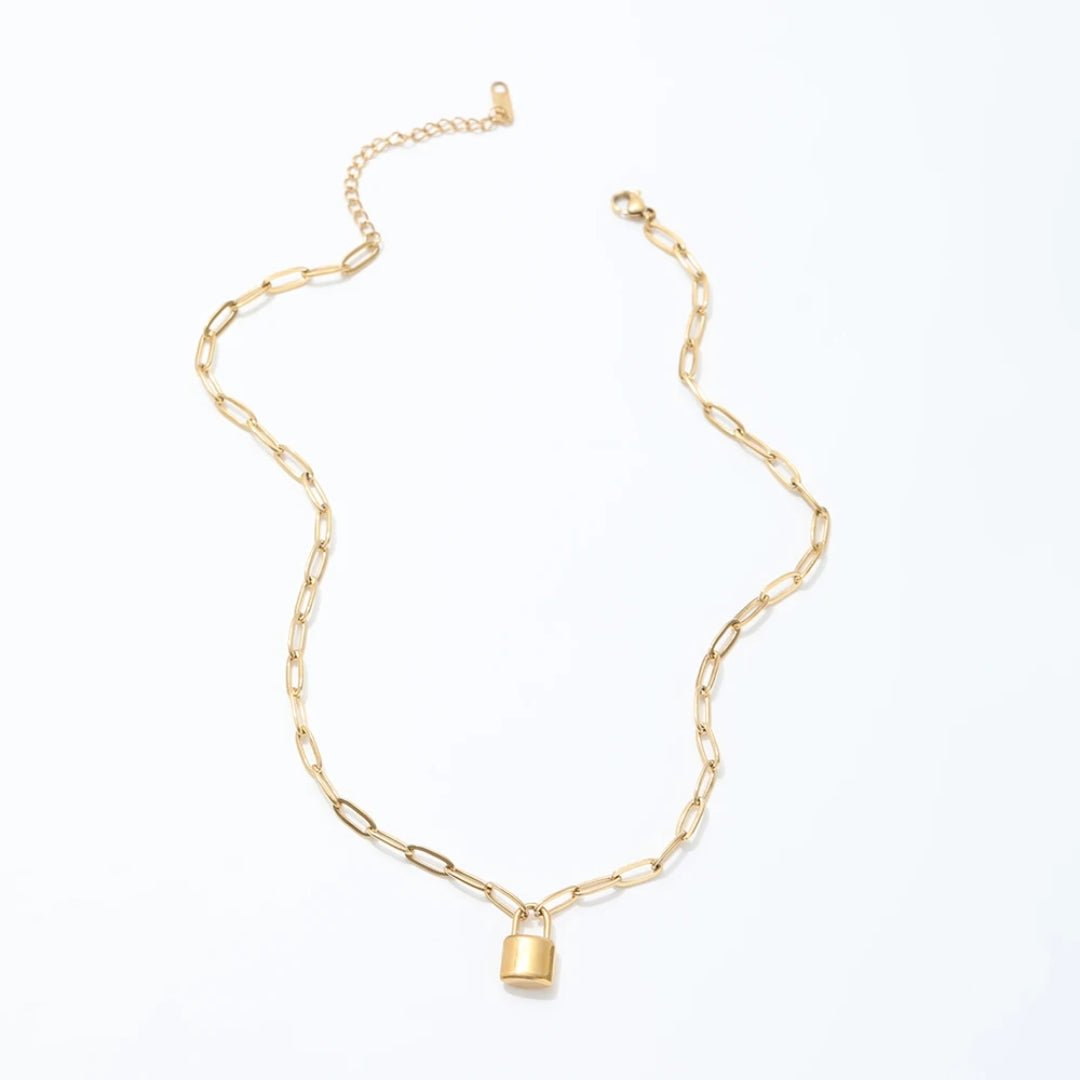 Collar con candado y eslabones de madre e hija
