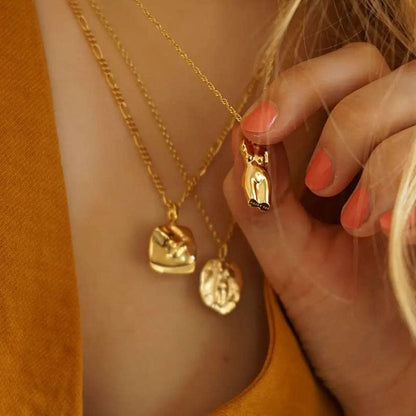 Collar La Femme