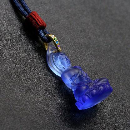 Collar con colgante de amuleto de serenidad de cristal Liuli con piedras de Buda Tathagata azul y Buda de la medicina 