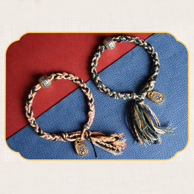 Pulsera hecha a mano con piedras de Buda Zakiram, diosa de la riqueza, Om Mani Padme Hum y la paz. 