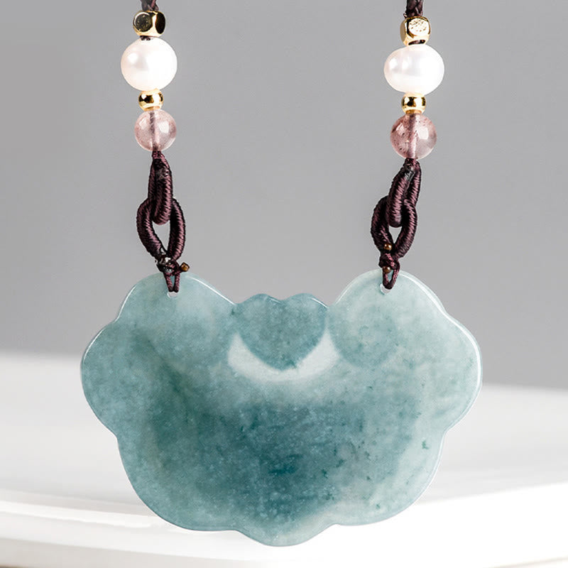 Collar con colgante de flor de peonía de jade natural y piedras de Buda con candado de buenos deseos y prosperidad