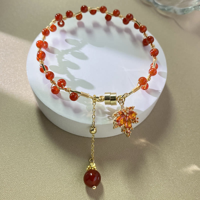 Buddha Stones Rotes Ahornblatt Glücksbringer Armband 
