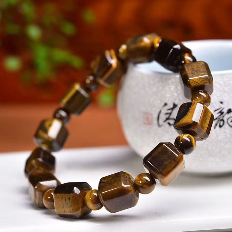 Pulsera protectora de ojo de tigre con piedras de Buda 