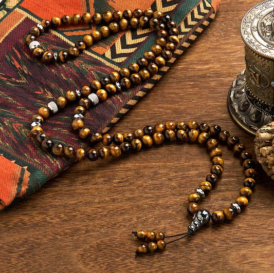 Pulsera de protección multivuelta con 108 cuentas de mala de piedra natural y ojo de tigre de Buddha Stones 