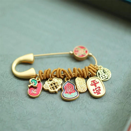Broche de la fortuna de latón con diseño de mariposa y piedras de Buda Fu