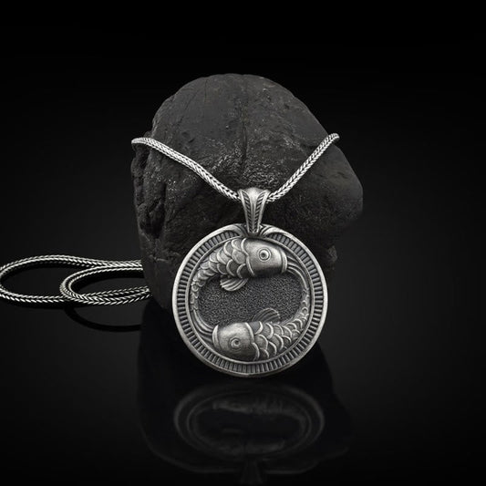 Collar con colgante de pez koi doble de estaño puro con piedras de Buda para la suerte y el éxito 