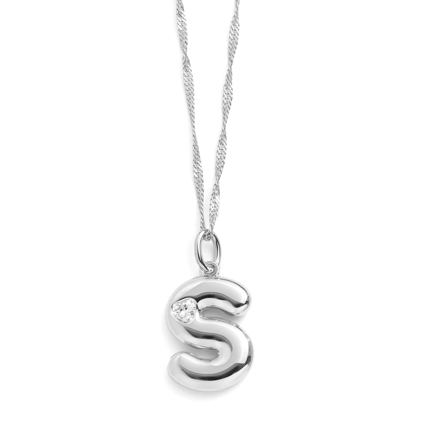 Collar con inicial de letra burbuja