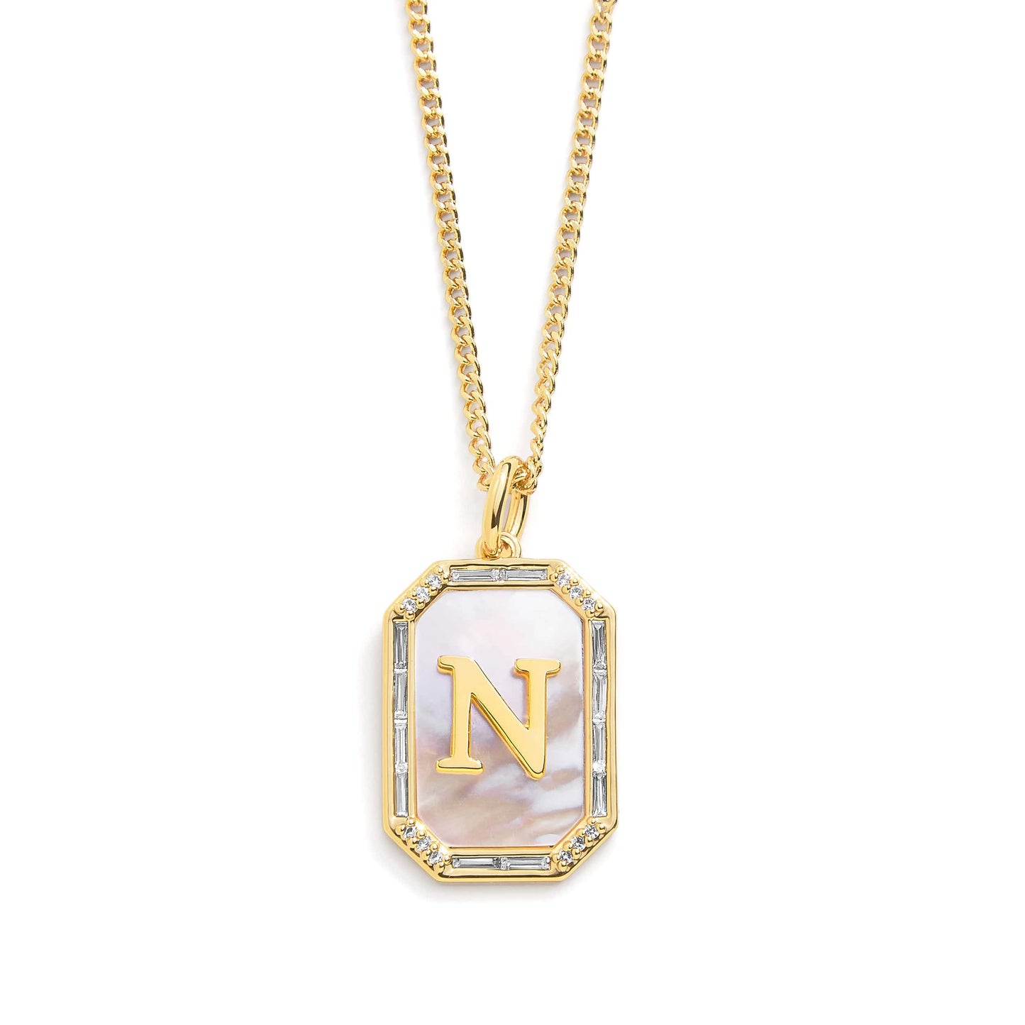 Collar con inicial de nácar