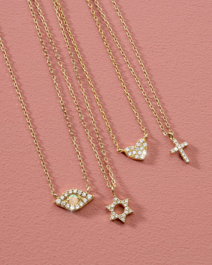 Collar de cruz de diamantes