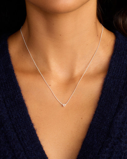 Collar con el alfabeto Wilder Mini