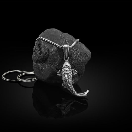 Collar con colgante de estaño puro con piedras de Buda y pez koi para la suerte y la riqueza 