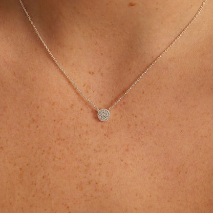 Collar circular con diamantes de plata