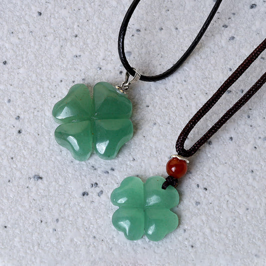 Collar con colgante de cuerda de cuero con trébol de cuatro hojas y aventurina verde en plata de ley 925 con piedras de Buda